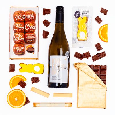 The Easter Essentials gift box including Sauvignon Blanc, Bunny Cookie and Easter chocolate