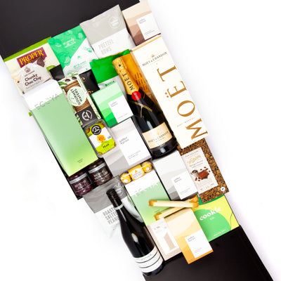 Extra Large Moet & Snack Gift Hamper