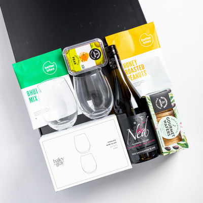 The White Wine Lover - Sauvignon Blanc, Bhuja Mix, Peanuts & Bailey + Gray Stemless Wine Glasses Gift Box